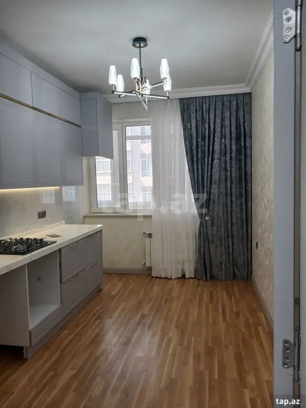 Satılır 2 otaqlı yeni tikili 80 m²