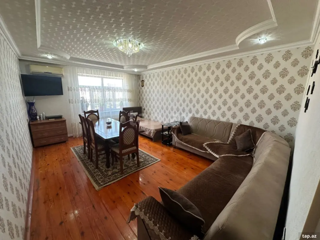 Satılır 2 otaqlı mənzil 52 m²