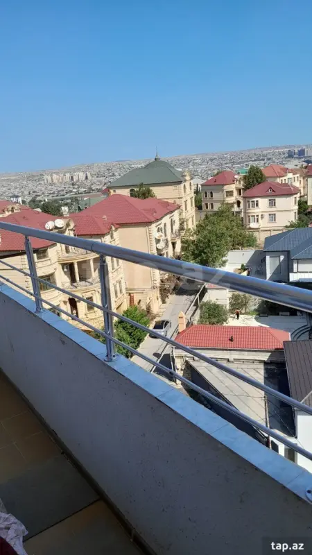 Kirayə verilir 2 otaqlı yeni tikili 70 m²