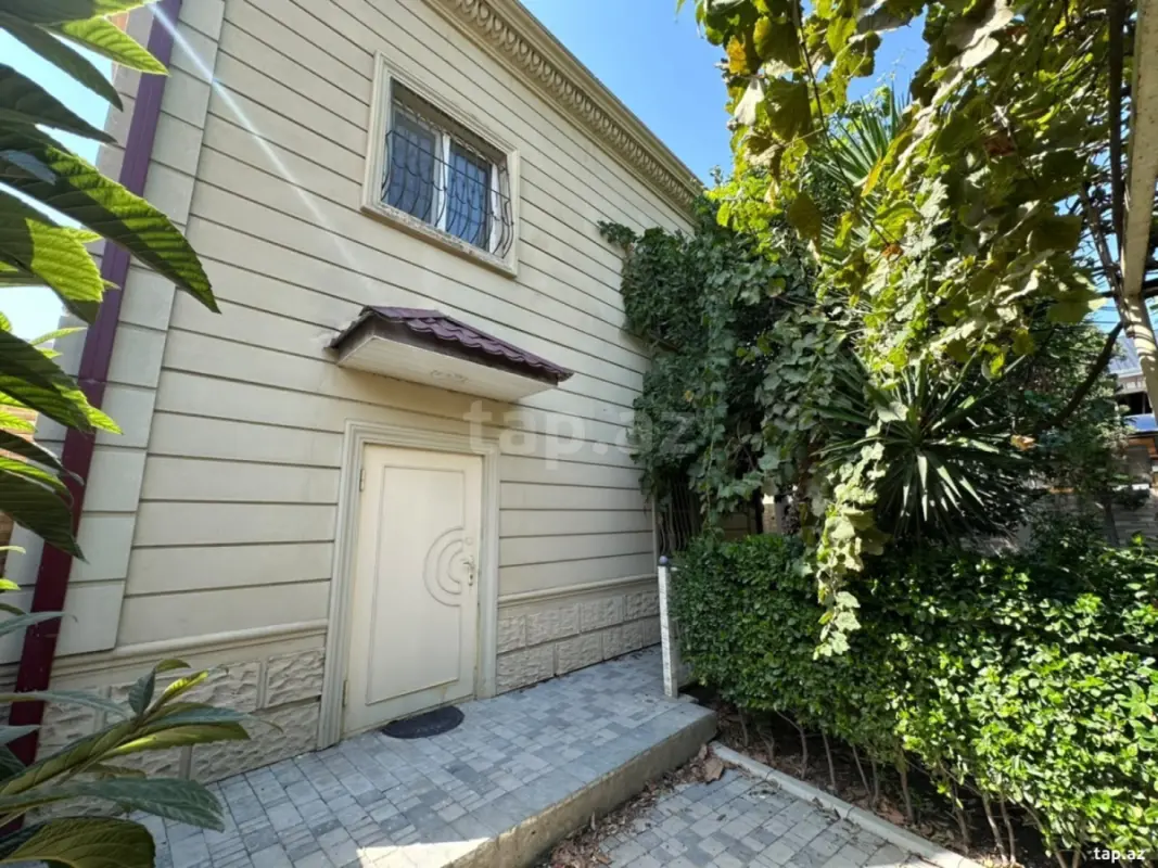 Satılır 2 otaqlı həyət evi 60 m²