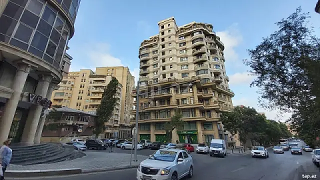 Kirayə verilir ofis — Bakı