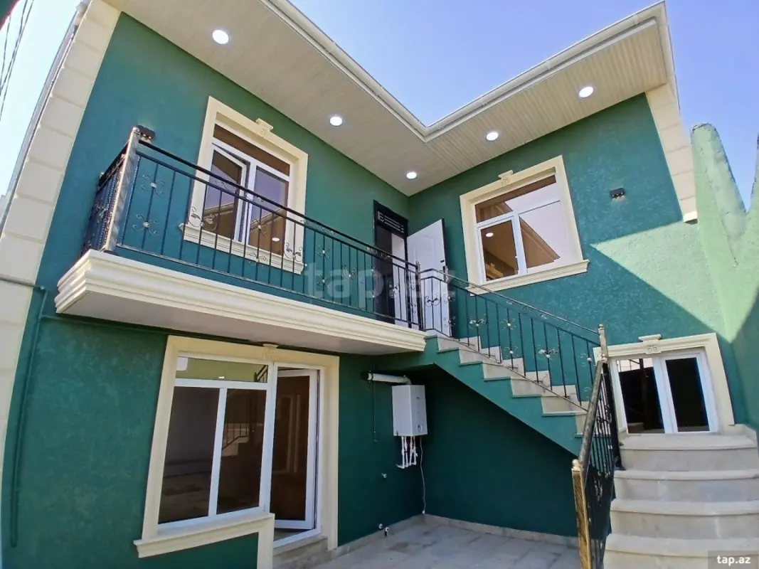Satılır 5 otaqlı həyət evi 150 m²