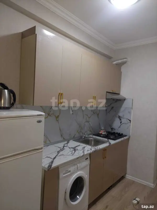 Kirayə verilir 2 otaqlı yeni tikili 70 m²