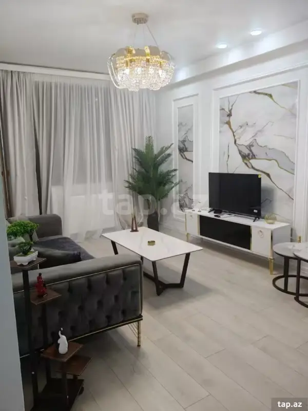 Kirayə verilir 2 otaqlı yeni tikili 70 m²