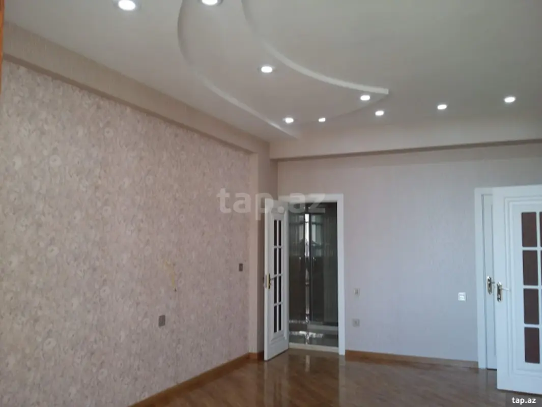 Satılır 4 otaqlı yeni tikili 190 m²