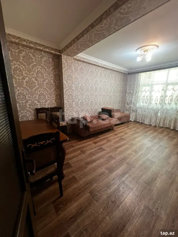 Kirayə verilir 2 otaqlı yeni tikili 75 m²