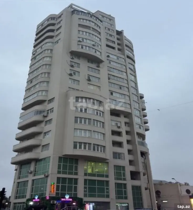 Satılır 5 otaqlı yeni tikili 278 m²