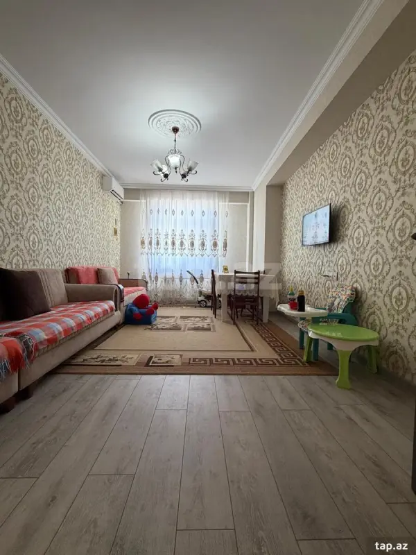Satılır 2 otaqlı yeni tikili 76 m²