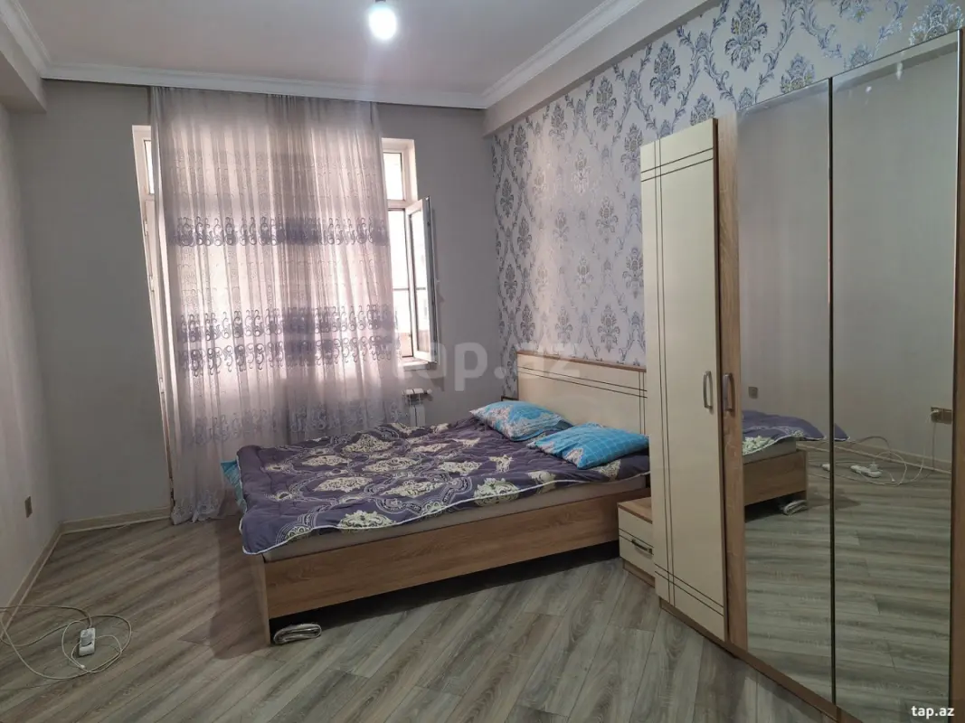 Kirayə verilir 2 otaqlı yeni tikili 100 m²