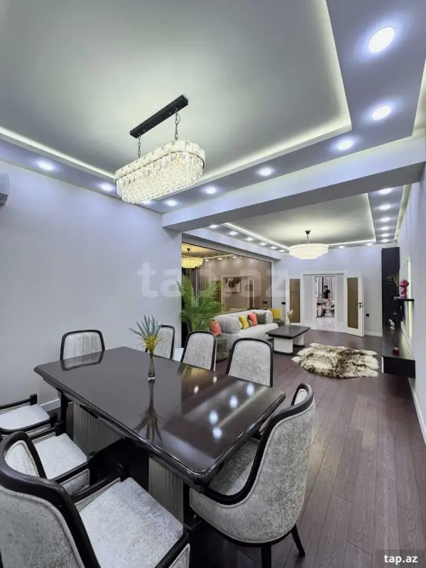 Satılır 3 otaqlı yeni tikili 172 m²