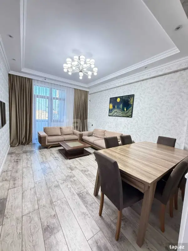 Satılır 2 otaqlı yeni tikili 82 m²