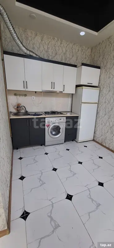 Kirayə verilir 3 otaqlı yeni tikili 75 m²
