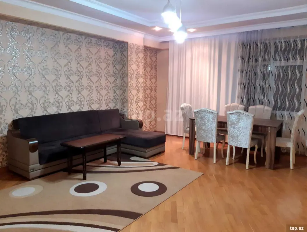 Kirayə verilir 3 otaqlı yeni tikili 110 m²