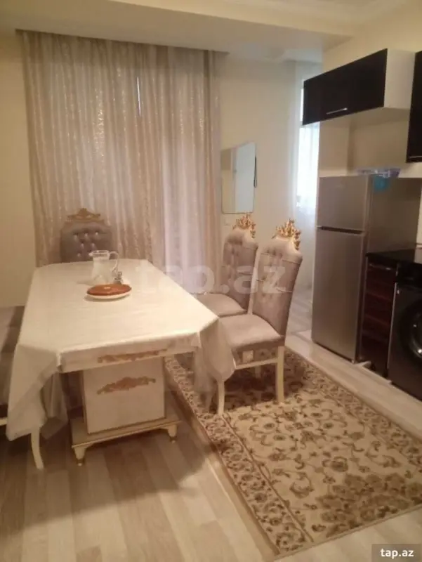 Satılır 2 otaqlı yeni tikili 72 m²