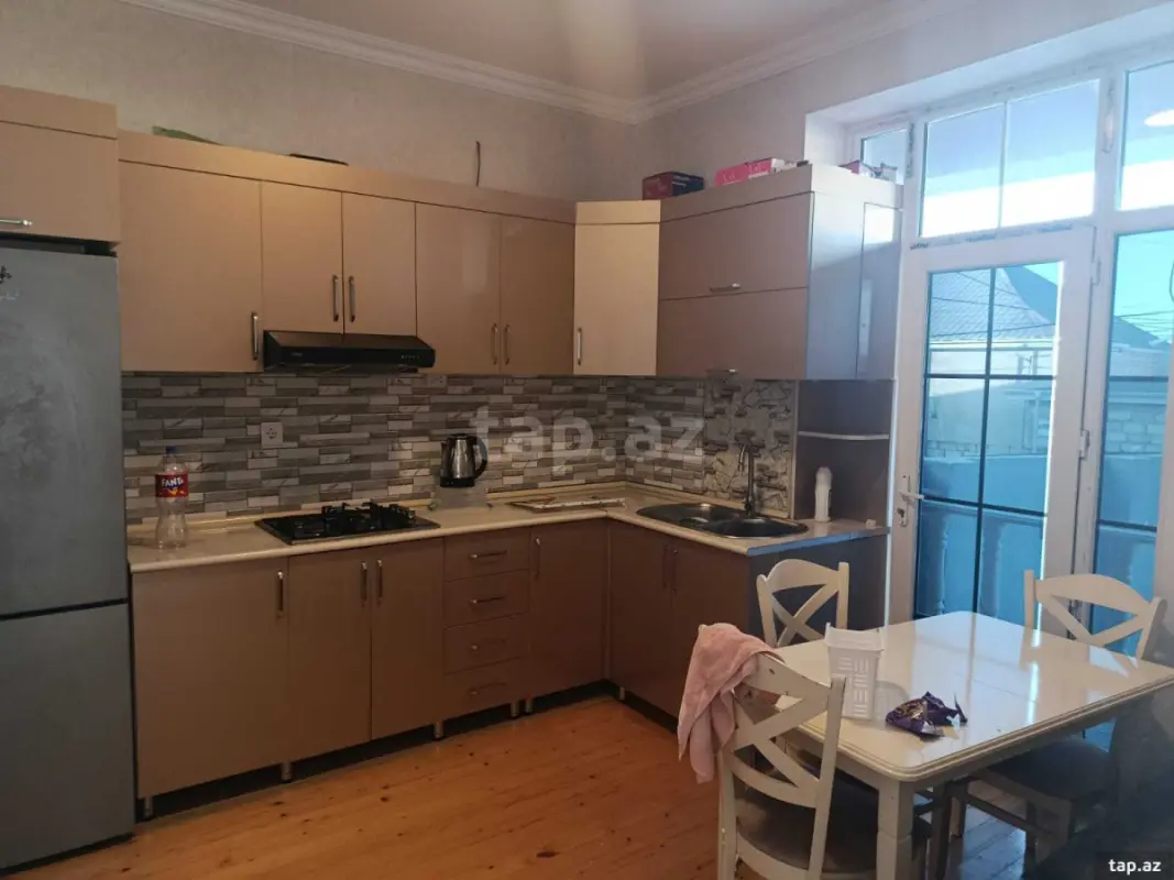 Satılır 3 otaqlı həyət evi 95 m²