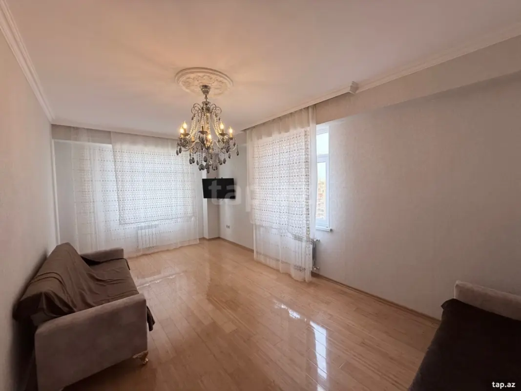 Satılır 3 otaqlı yeni tikili 88 m²