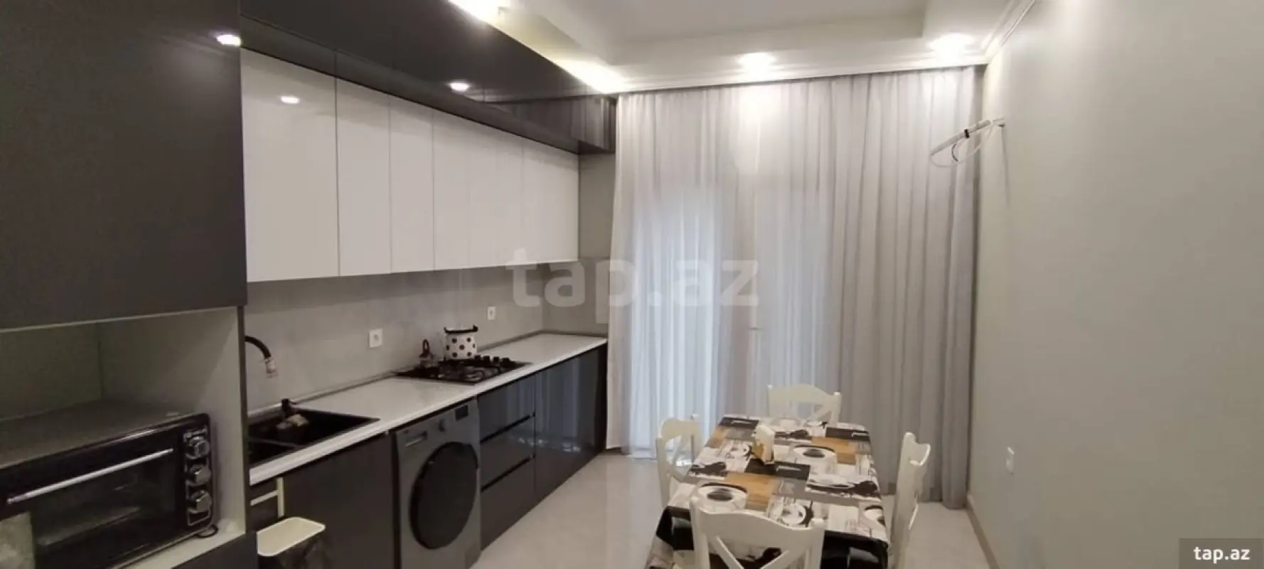 Satılır 2 otaqlı yeni tikili 88 m²