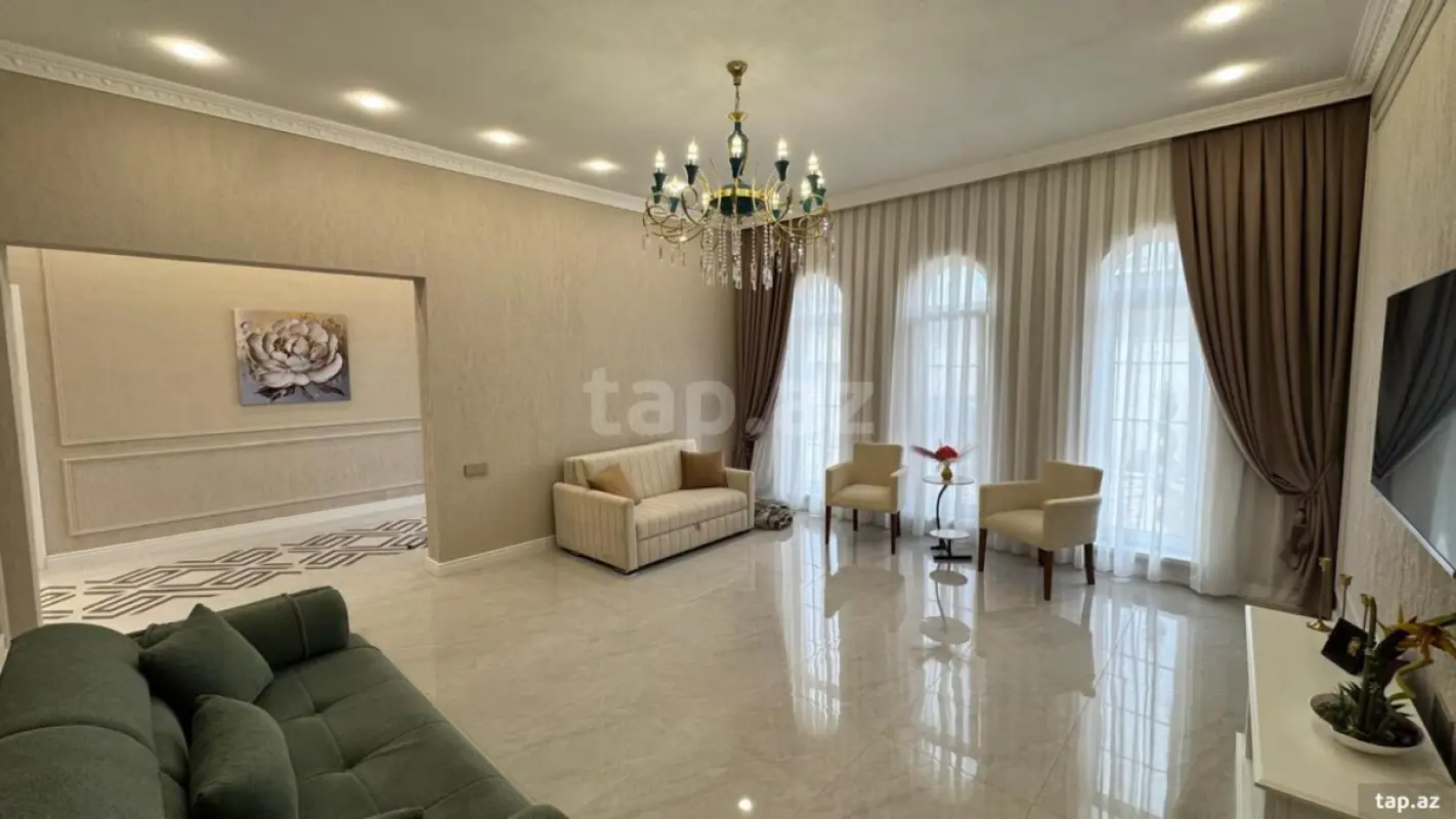 Satılır 4 otaqlı həyət evi 160 m²