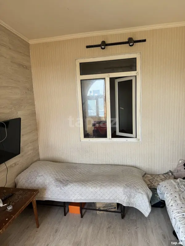 Kirayə verilir 2 otaqlı mənzil 20 m²