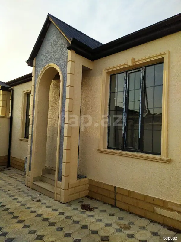 Satılır 3 otaqlı həyət evi 100 m²