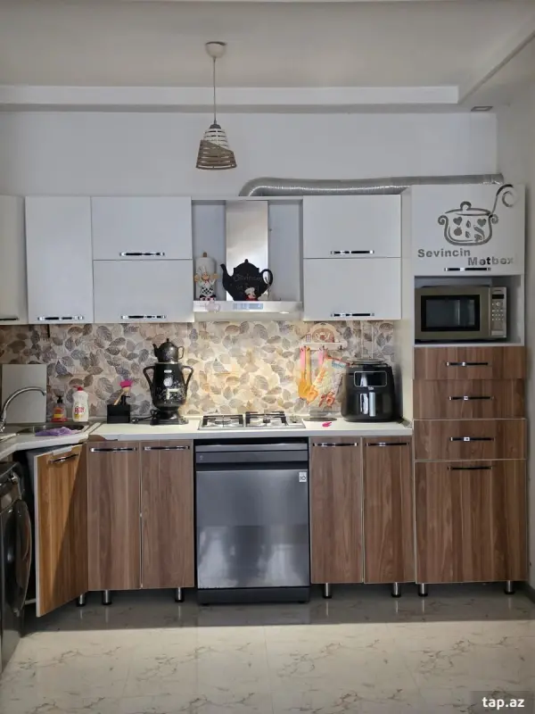 Satılır 3 otaqlı yeni tikili 95 m²