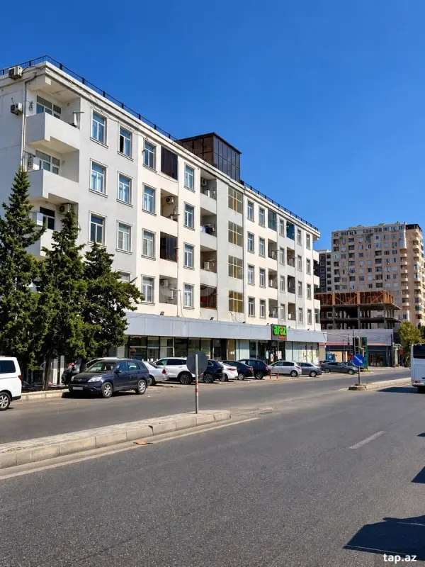 Satılır 3 otaqlı yeni tikili 75 m²