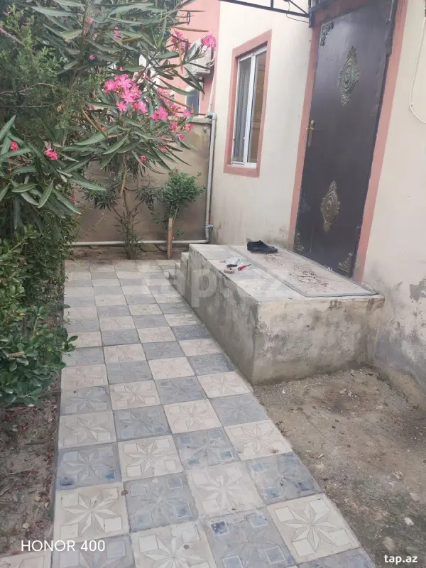 Kirayə verilir 2 otaqlı həyət evi 50 m²