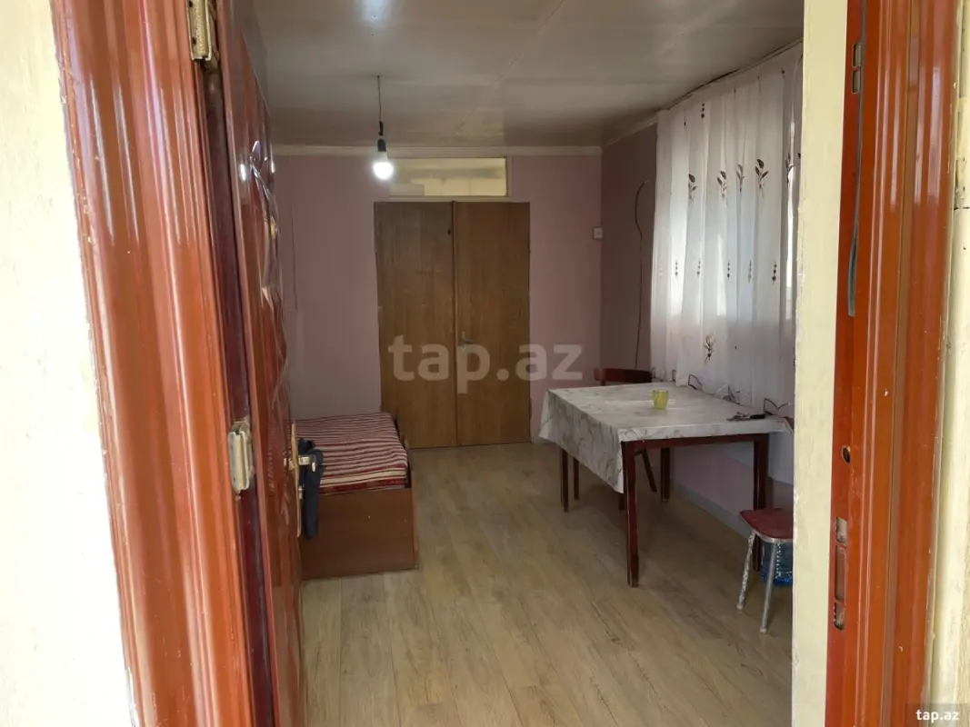 Kirayə verilir 1 otaqlı həyət evi 20 m²