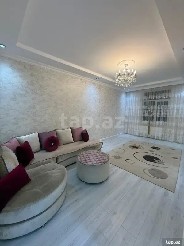 Kirayə verilir 2 otaqlı yeni tikili 80 m²