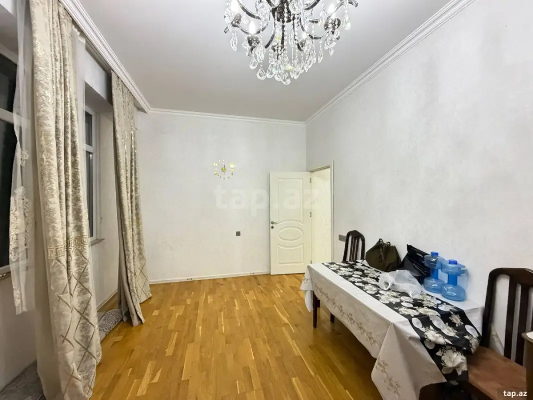 Kirayə verilir 2 otaqlı yeni tikili 68 m²