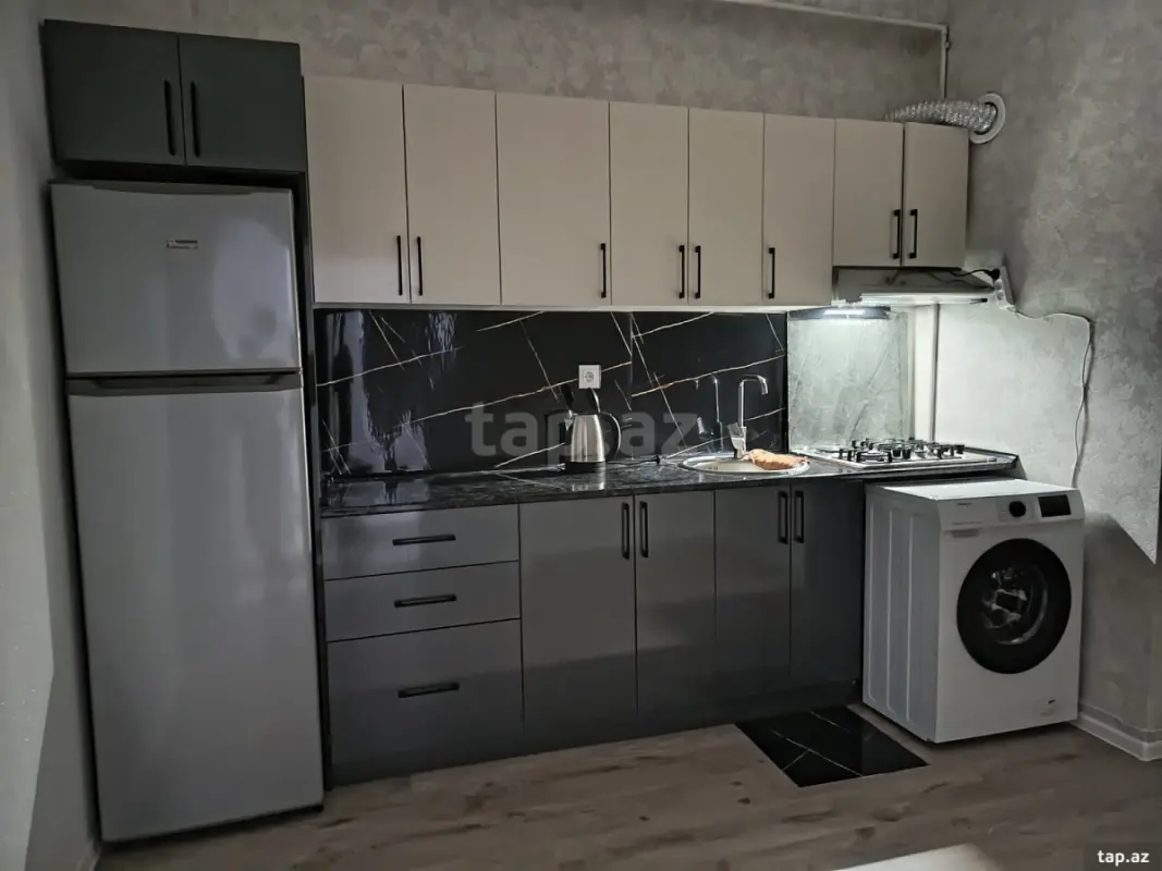 Kirayə verilir 2 otaqlı yeni tikili 77 m²