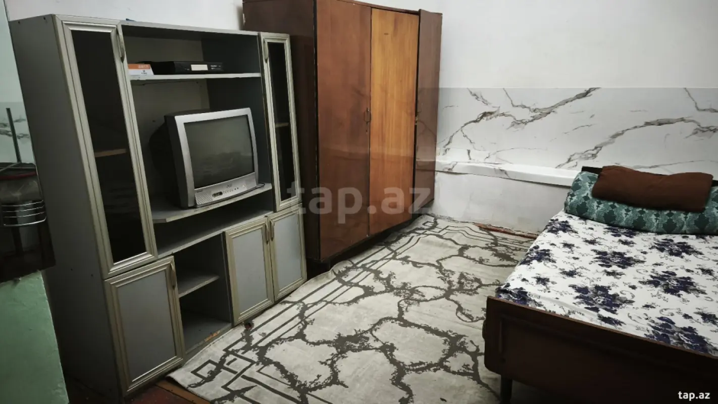 Kirayə verilir 1 otaqlı həyət evi 10 m²