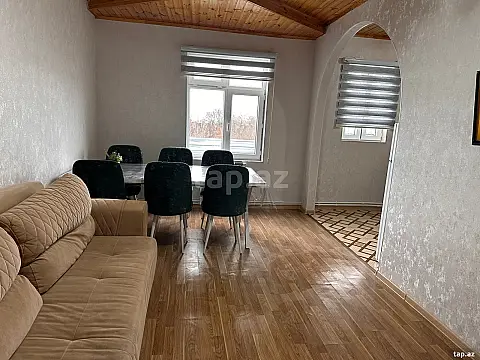 Kirayə verilir 2 otaqlı həyət evi 65 m² — Qəbələ 2 otaq 65.00 m²