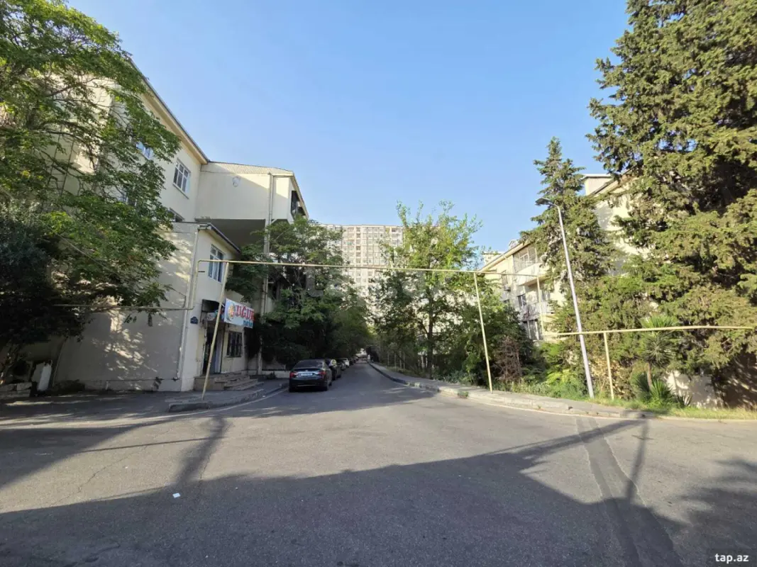 Satılır 4 otaqlı mənzil 85 m²