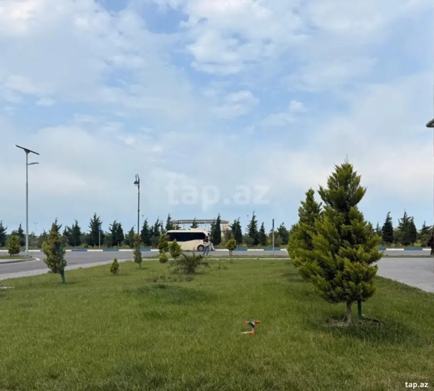 Kirayə verilir 2 otaqlı yeni tikili 65 m²