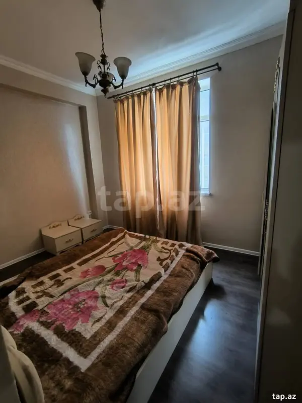 Kirayə verilir 2 otaqlı mənzil 62 m²