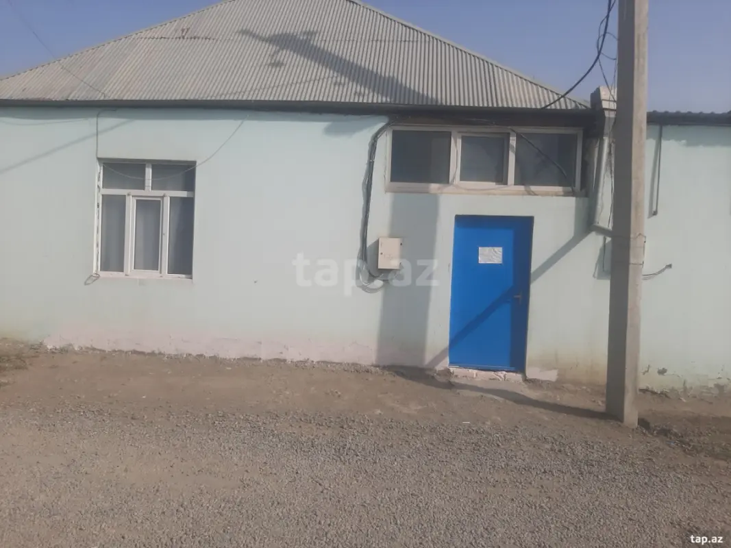 Kirayə verilir 2 otaqlı həyət evi 60 m²