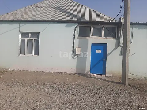 Kirayə verilir 2 otaqlı həyət evi 60 m² — Gəncə 2 otaq 60.00 m²