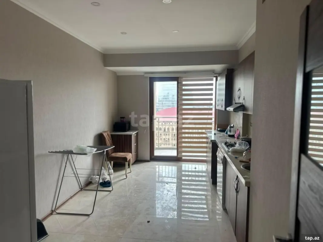 Kirayə verilir 2 otaqlı yeni tikili 102 m²