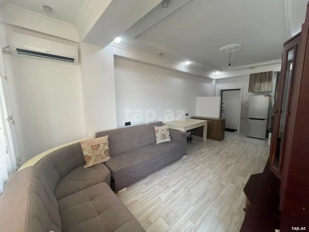 Kirayə verilir 2 otaqlı yeni tikili 45 m²