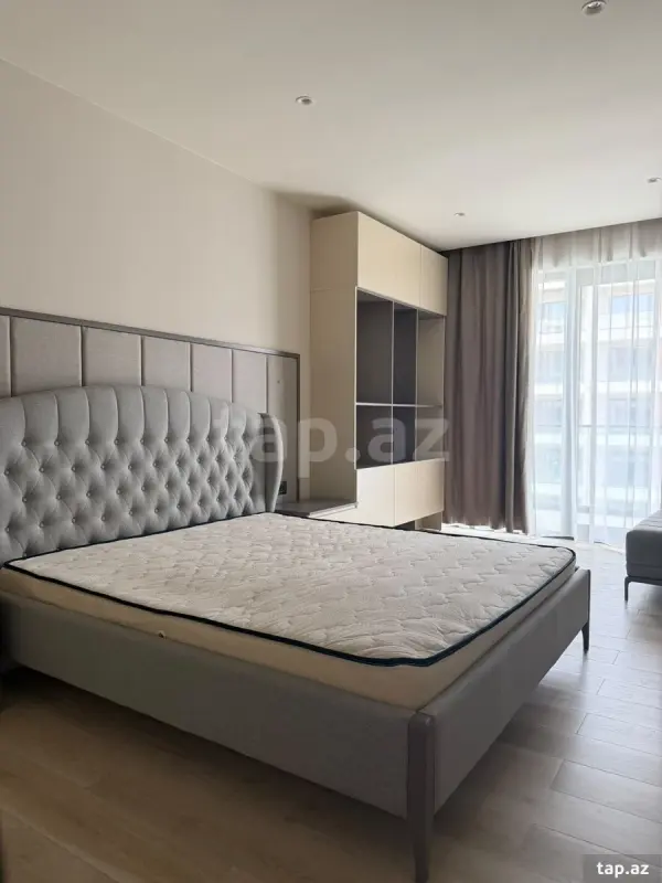 Kirayə verilir 3 otaqlı yeni tikili 97 m²