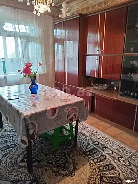 Kirayə verilir 3 otaqlı mənzil 70 m² — Gəncə 3 otaq 70.00 m²