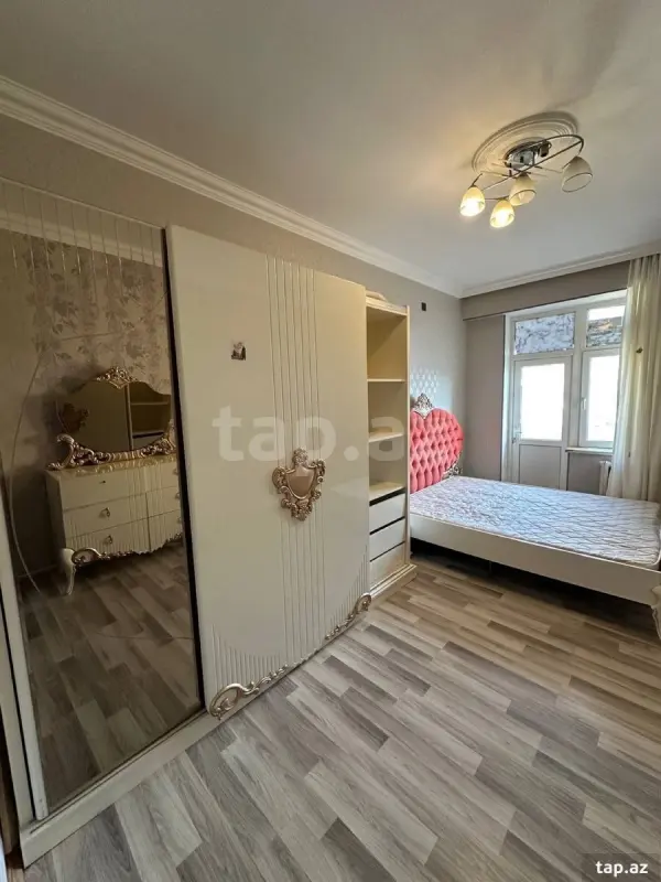 Kirayə verilir 2 otaqlı yeni tikili 70 m²