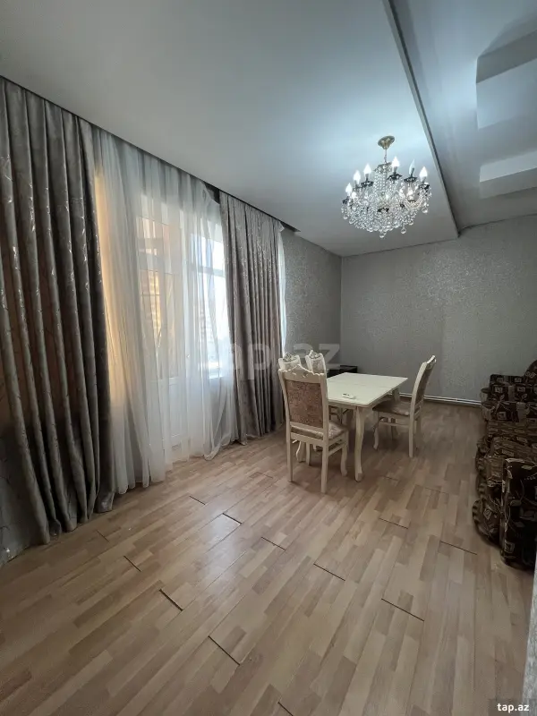 Kirayə verilir 2 otaqlı yeni tikili 70 m²