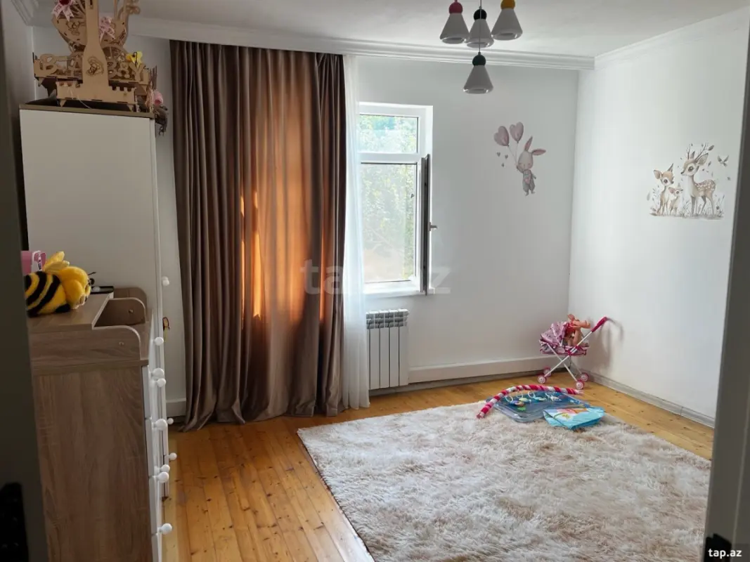 Satılır 5 otaqlı həyət evi 170 m²