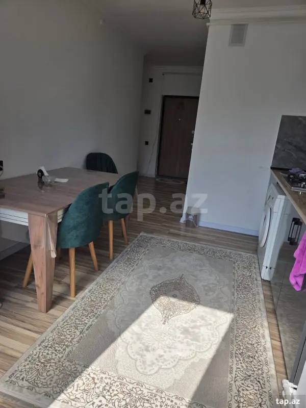 Kirayə verilir 2 otaqlı mənzil 50 m²