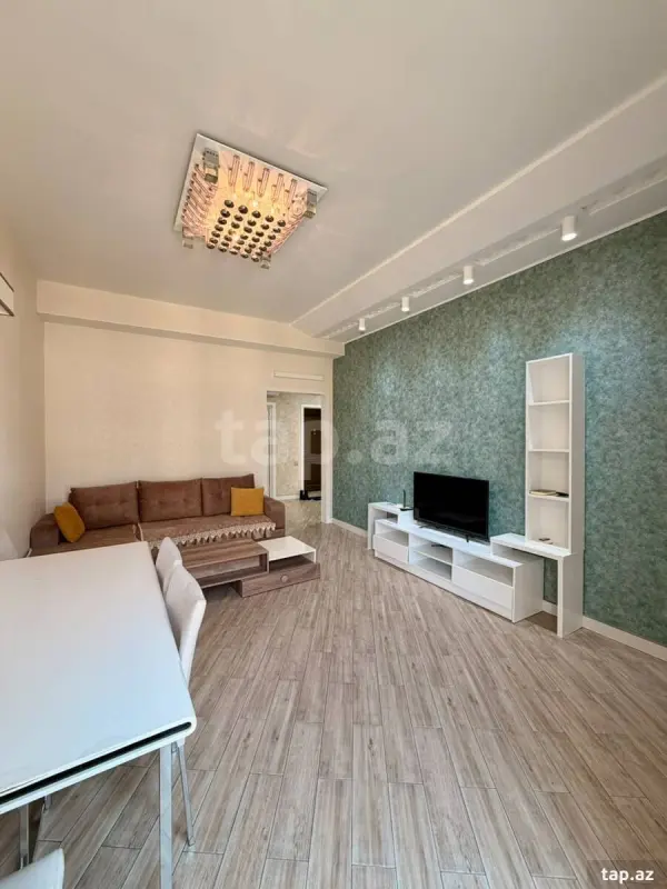 Kirayə verilir 2 otaqlı yeni tikili 100 m²