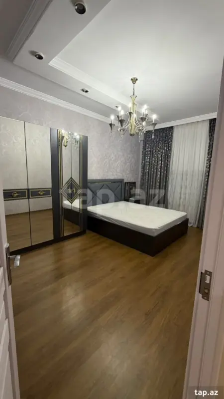 Kirayə verilir 3 otaqlı yeni tikili 120 m²