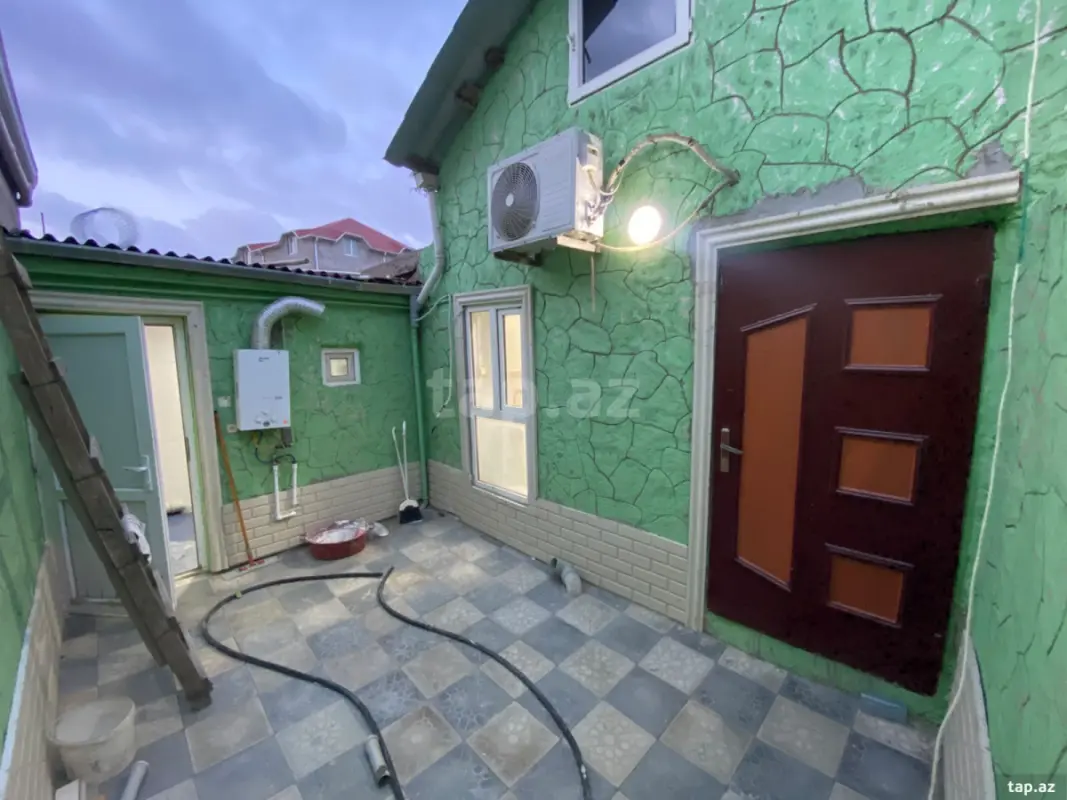 Satılır 2 otaqlı həyət evi 50 m²