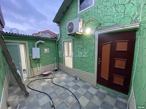 Satılır 2 otaqlı həyət evi 50 m² — Bakı, Binəqədi 2 otaq 50.00 m²